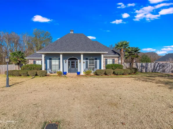 110 Piccadilly Cir, Bossier City, LA 71111