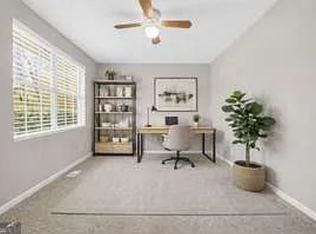 231 Meadowbrook Dr, McDonough, GA 30253
