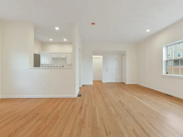 39 Middle St #1, South Boston, MA 02127
