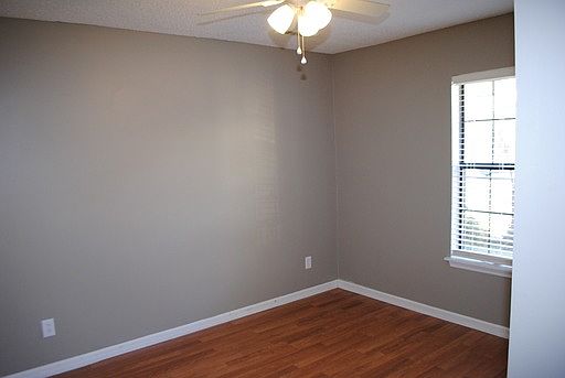 2nd image of 424 Miami St #A