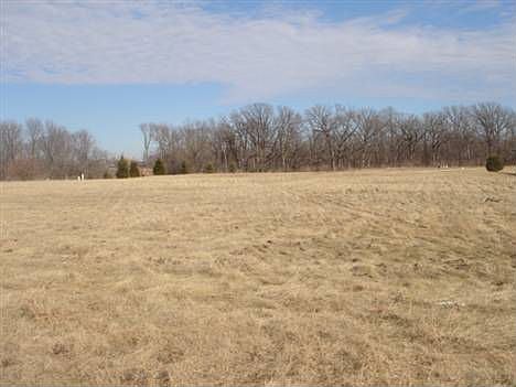 2nd image of 2972 E 1479th Rd