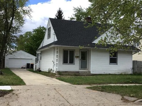 834 Colrain St SW, Wyoming, MI 49509