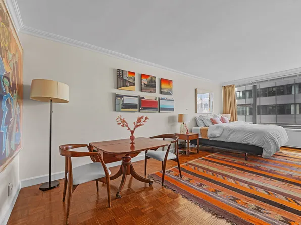 117 East 57th Street image 1 of 20