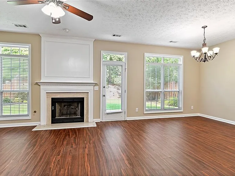 3020 Serenade Ct — Photo 15