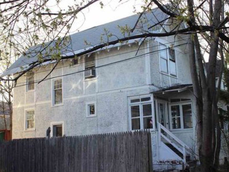 1st image of 82 Whitehall Rd
