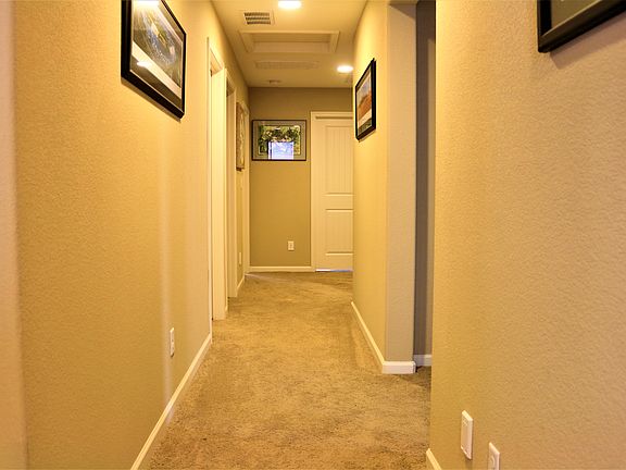 4th image of 10425 Petty Ln