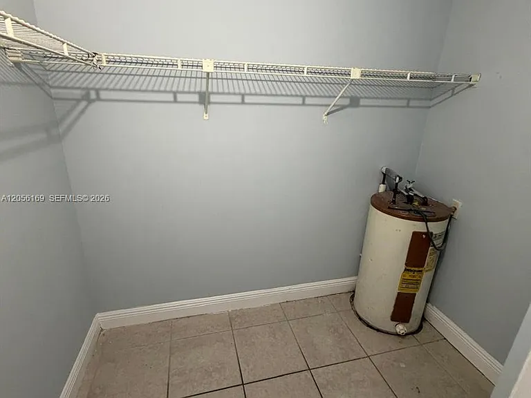 95 NE 41st St #N202 — Photo 11