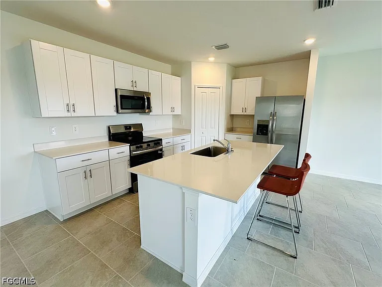 11812 Cloverly Ln — Photo 9
