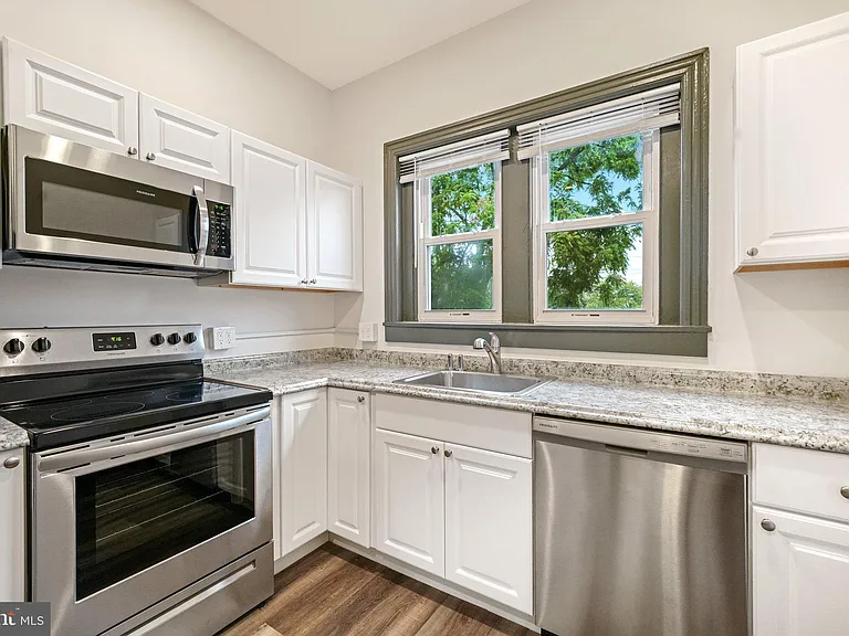 119 S Broad St #4 — Photo 2