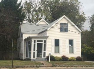 3327 Wimberg Ave, Evansville, IN 47720