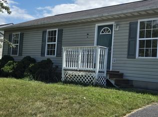 74 Midnoon Dr, Martinsburg, WV 25404