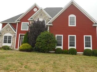 11 Richies Way, Pleasant Valley, NY 12569