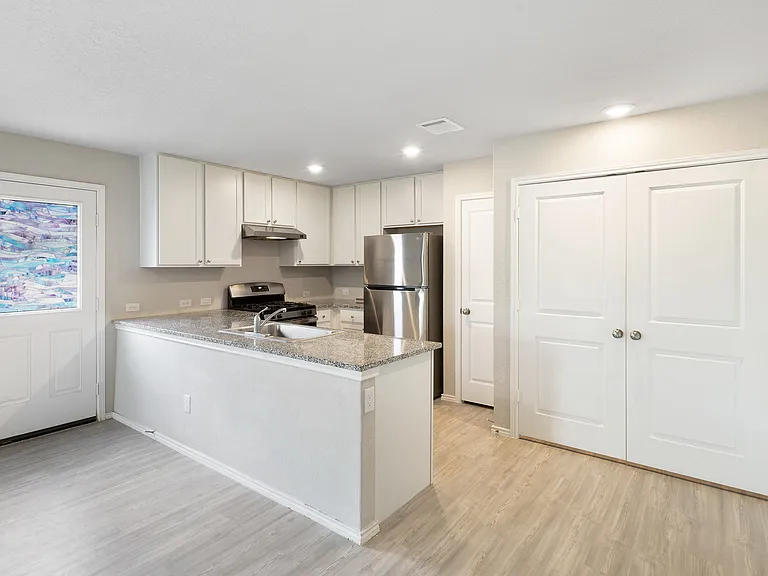 4346 Open Water — Photo 4