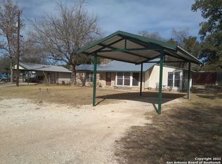 106 Price Rd, Blanco, TX 78606