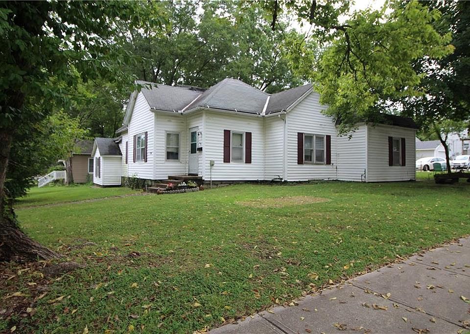 500 Grover St, Warrensburg, MO 64093 MLS 2240727 Zillow