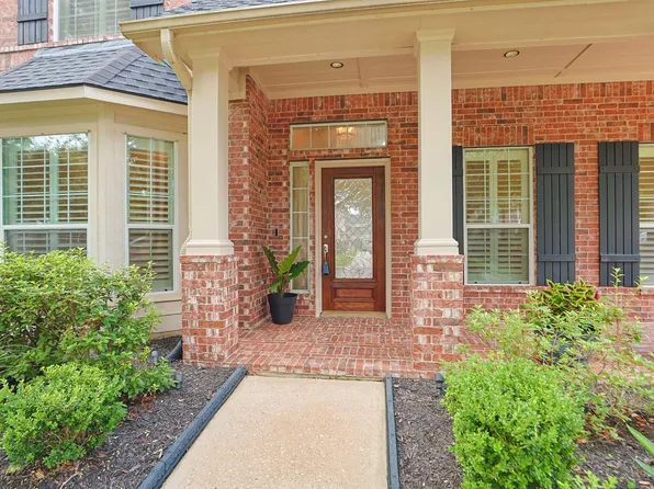 10222 Birchline Dr, Spring, TX 77379