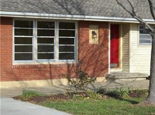 18504 E R D Mize Rd, Independence, MO 64057