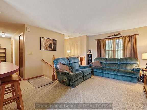 3rd image of 1016 S Greenwich St