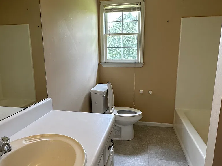 2763 Hunters Ct — Photo 15