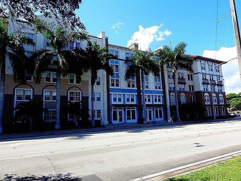 1st image of 533 NE 3rd Ave APT 325