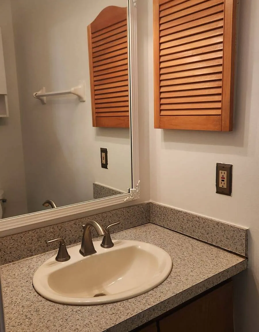 2 bed, 1.5 bath, 1000 sqft, $1,890 — Photo 3