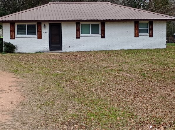 (undisclosed Address)