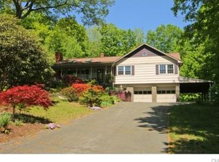 60 Cedar Hill Dr, Trumbull, CT 06611