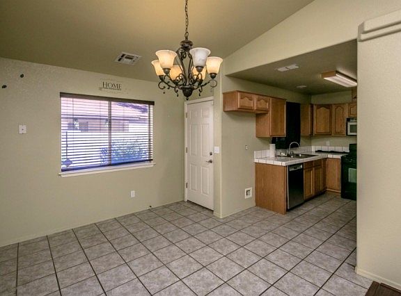 4th image of 3556 N Burbank St