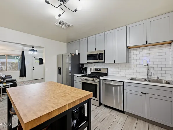 1033 N 25TH Street, Phoenix, AZ 85008