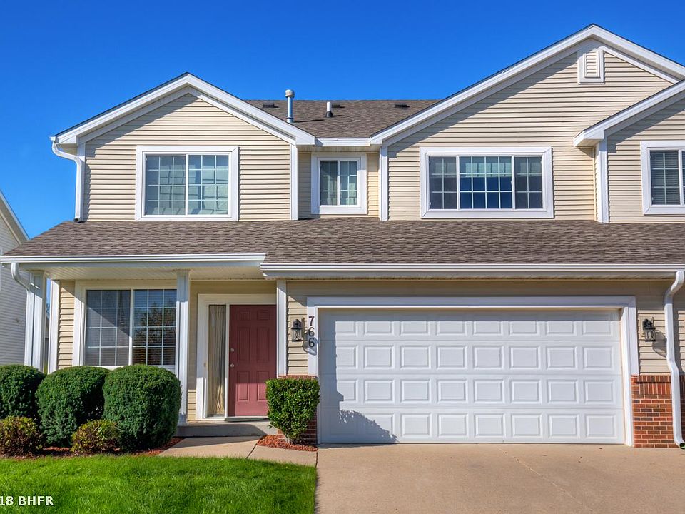 1st image of 766 SE White Oak Ln