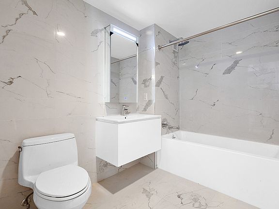 5th image of 1790 3rd Ave #304