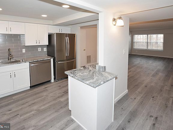 5th image of 7700 Tremayne Pl APT 112