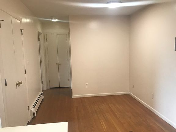 Dining area off kitchen