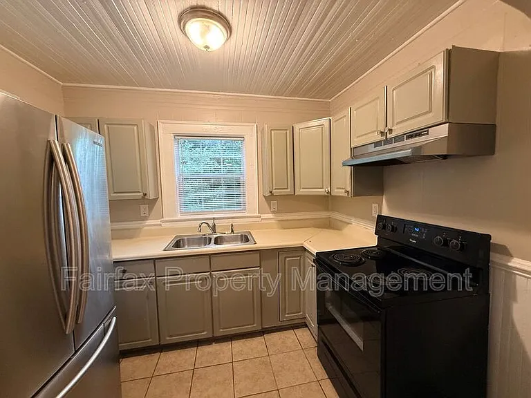 912 Massey Ave — Photo 15