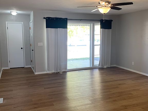 5th image of 855 N Brownthrush Ln