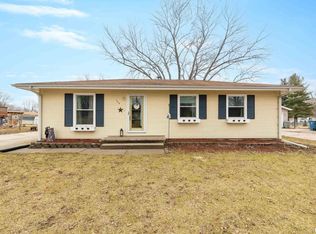908 16th St, Port Byron, IL 61275