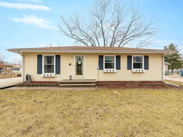 908 16th St, Port Byron, IL 61275