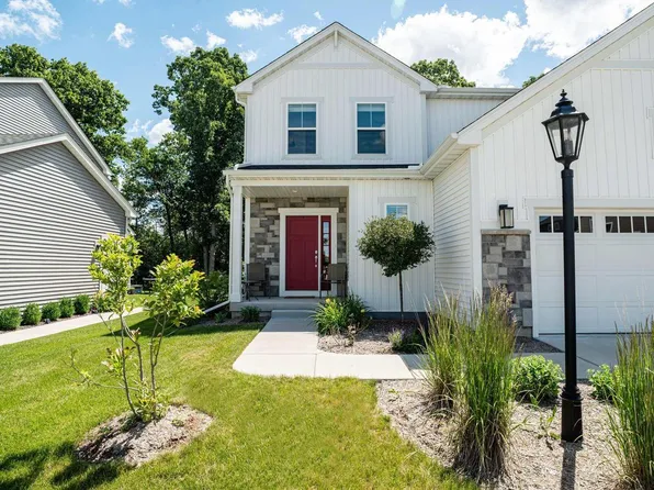 524 Wild Oak ROAD, Hartland, WI 53029