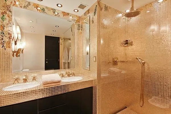 Sold by Corcoran | media 19