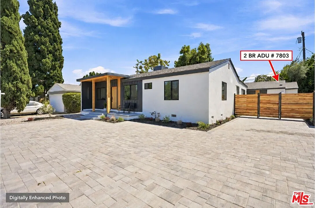 2 bed, 1.0 bath, 718 sqft, $3,000 — Photo 1