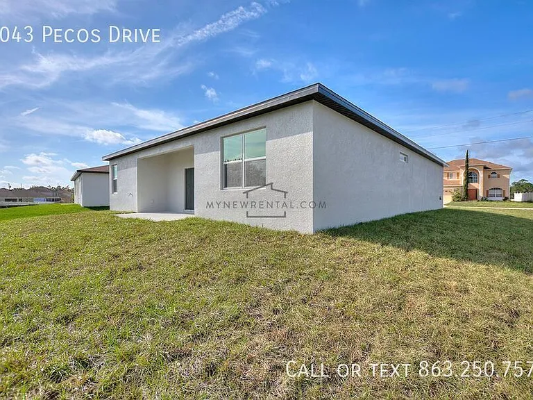 2043 Pecos Dr — Photo 31