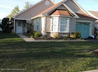 2383 Woodbine Ln, Toms River, NJ