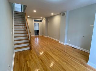 325 E 21st St, Baltimore, MD 21218