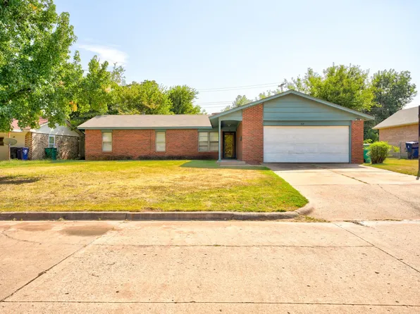 28 Bainbridge Rd, Oklahoma City, OK 73114