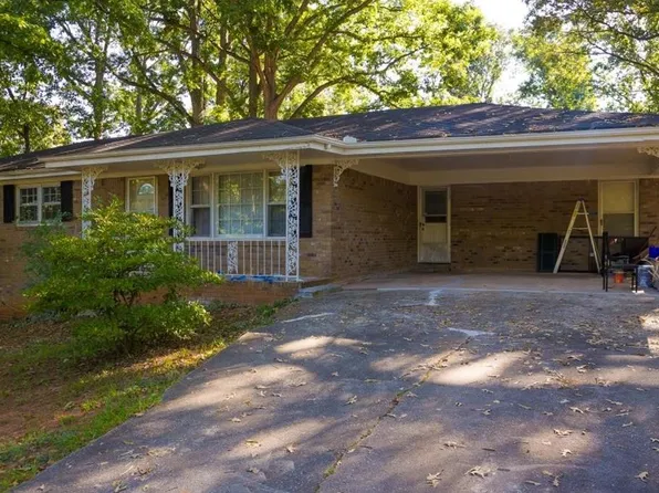3539 Greenway Dr SW, Marietta, GA 30008