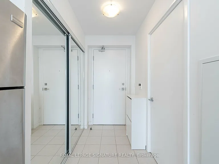 832 Bay St #3307 — Photo 4