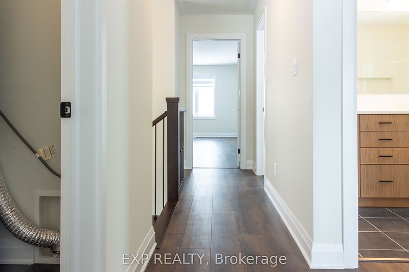Kitchener House for rent - 4 Bedrooms — photo 8