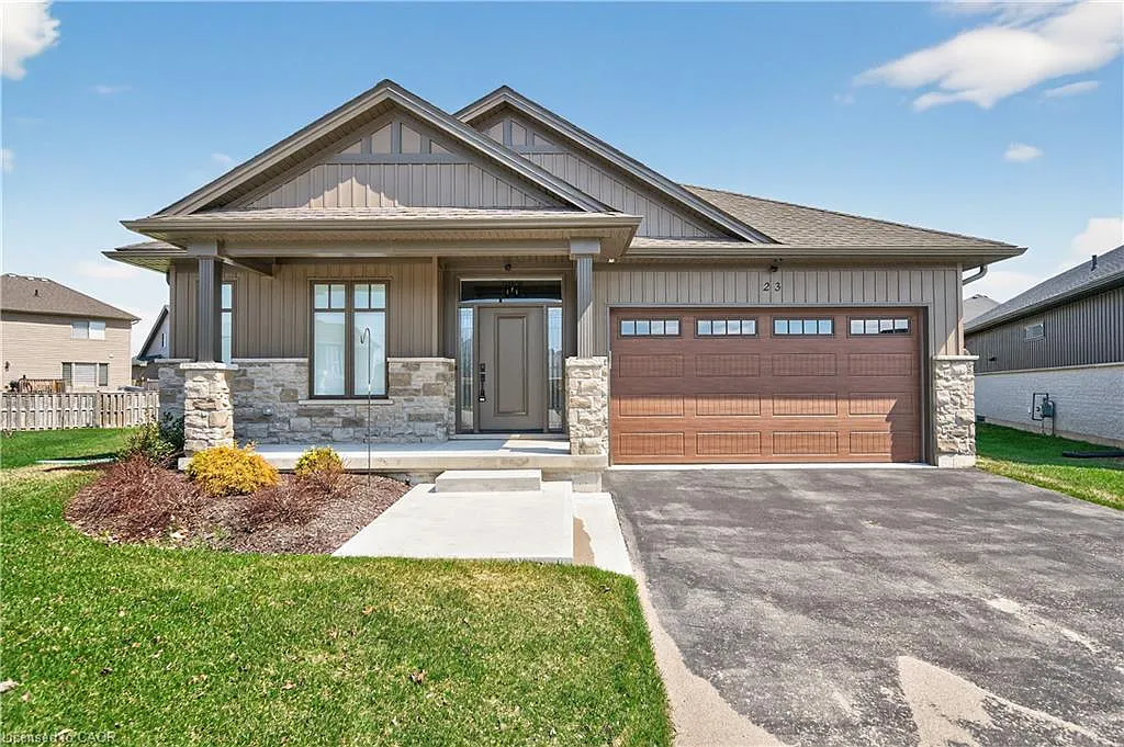 24 Craddock Blvd #23 photo 1