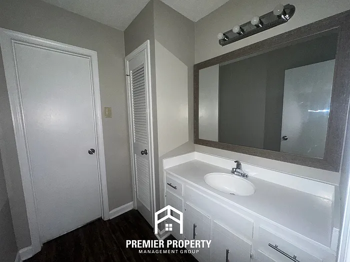 6355 Rockbridge Cv — Photo 17