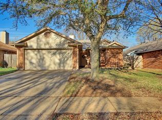 1409 Thistlewood Ln, Grapevine, TX 76051